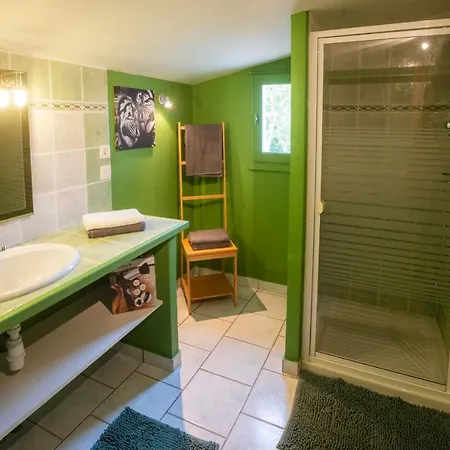 Au Temps Suspendu Séjour chez l'habitant Saint-Martin-d'Oydes