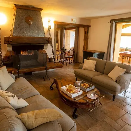 Au Temps Suspendu Séjour chez l'habitant Saint-Martin-d'Oydes